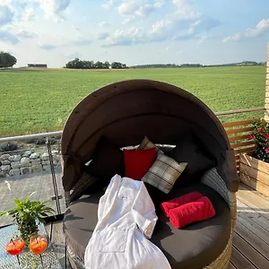 Apartment Chalet-ferienwohnung Giebeltraum, 115 Qm, Wellness/fitness/sauna - Bergroedelhof, Feilitzsch
